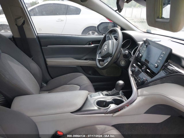 Toyota CAMRY LE 2022 4T1C11AKXNU617787 Image 5