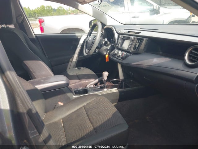Toyota RAV4 LE 2016 JTMZFREV7GD081869 Image 5