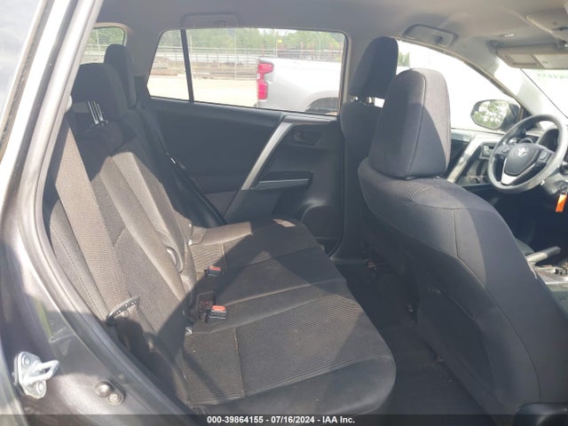 Toyota RAV4 LE 2016 JTMZFREV7GD081869 Image 8