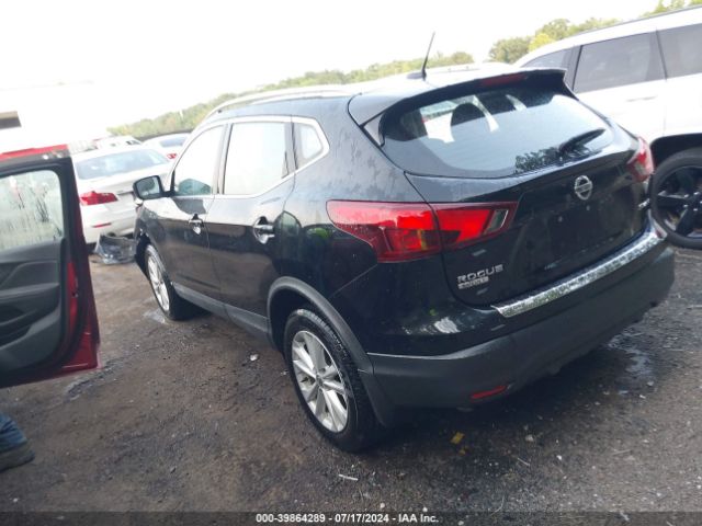 JN1BJ1CR4HW117176 Nissan Rogue Sport Sv