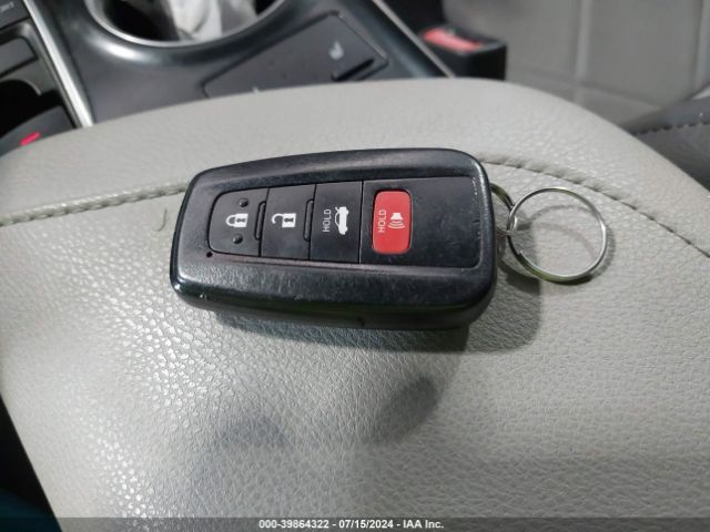 4T1BZ1HK5JU002262 Toyota Camry Xle V6