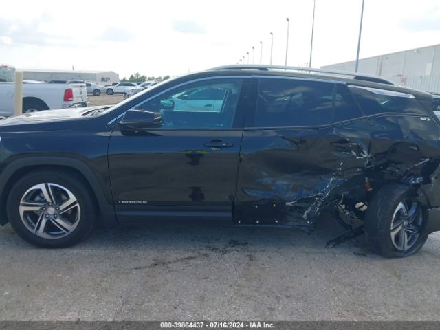 3GKALPEVXML370653 GMC Terrain Fwd Slt
