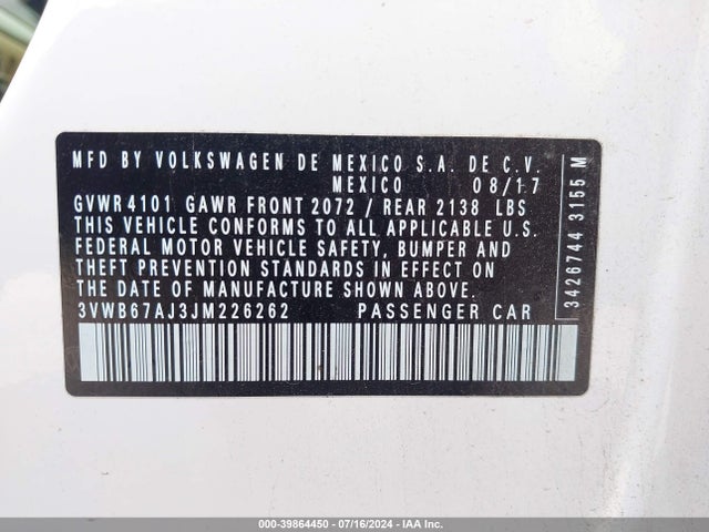 3VWB67AJ3JM226262 Volkswagen Jetta 1.4t Se/1.4t Wolfsburg Edition