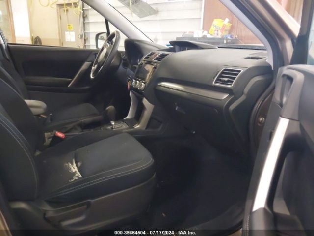 JF2SJADC9GH475174 Subaru Forester 2.5i Premium