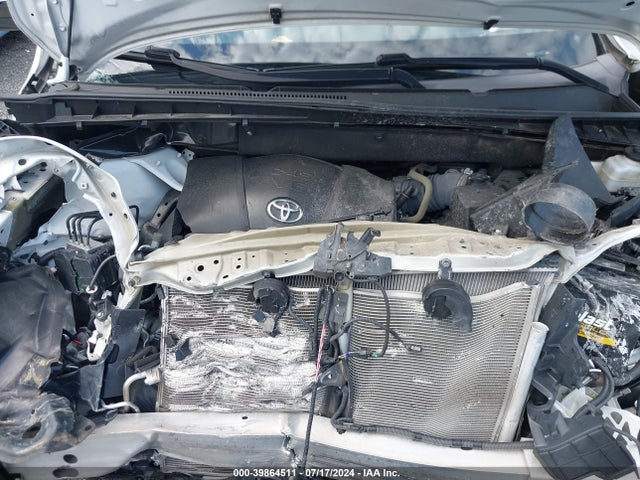 Toyota Highlander Xle 2019 5TDJZRFH2KS606685 Image 10