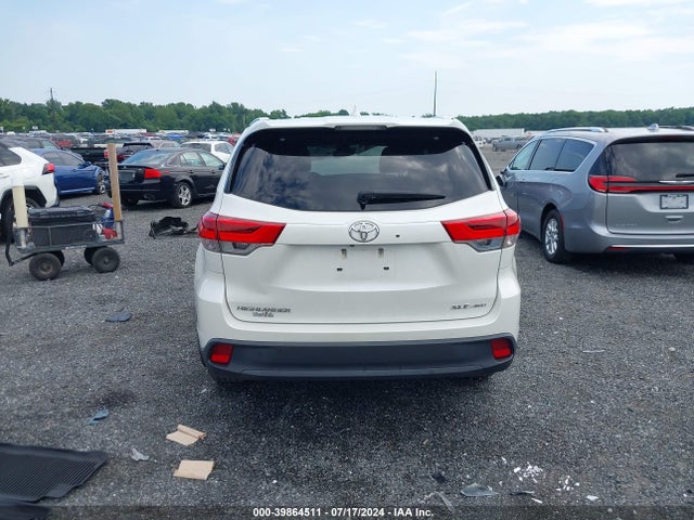 Toyota Highlander Xle 2019 5TDJZRFH2KS606685 Image 15