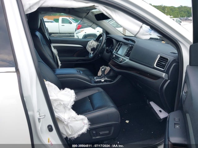 Toyota Highlander Xle 2019 5TDJZRFH2KS606685 Image 5