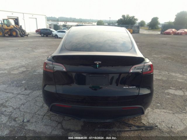 7SAYGAEE0RF987953 Tesla Model Y Long Range Dual Motor All-wheel Drive