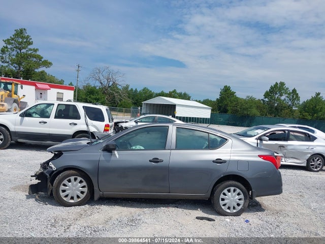 Nissan Versa 1.6 S 2019 3N1CN7AP7KL800905 Image 14