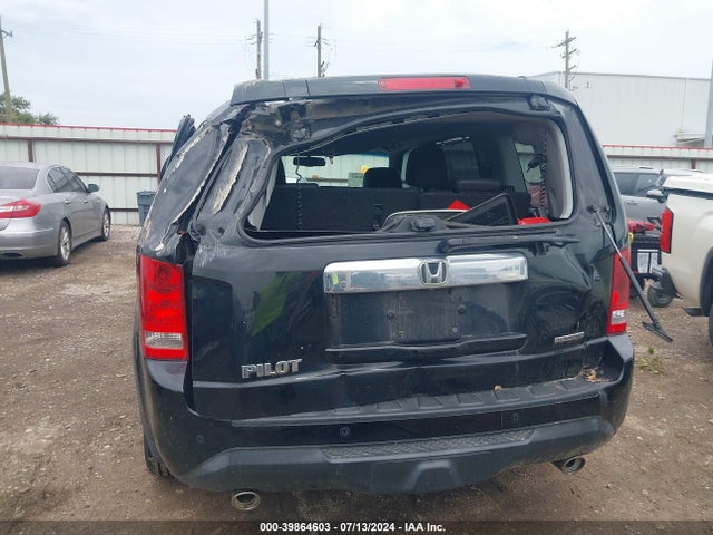 Honda Pilot Touring 2015 5FNYF3H90FB004291 Image 16