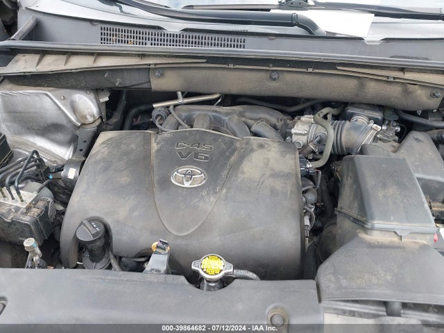 Toyota Highlander Limited 2017 5TDDZRFH9HS357596 Image 10