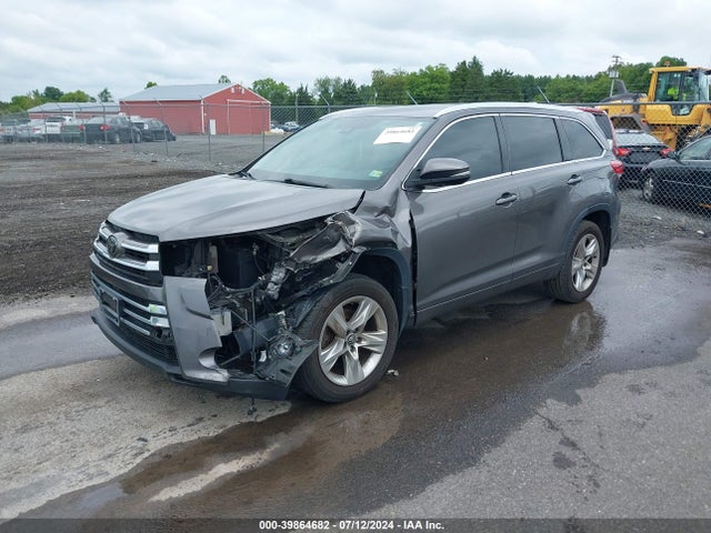 Toyota Highlander Limited 2017 5TDDZRFH9HS357596 Image 2