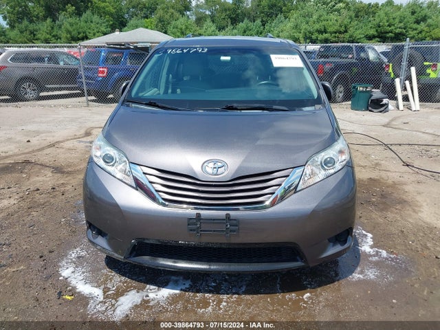 Toyota Sienna Le 8 Passenger 2015 5TDKK3DC6FS549832 Image 12
