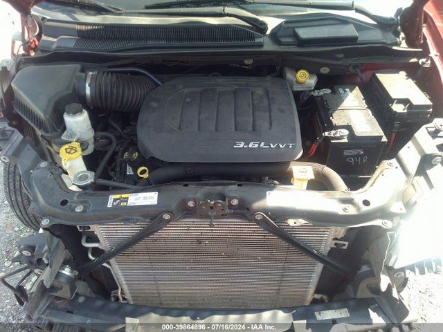 2C4RC1BG3GR138016 Chrysler Town & Country Touring