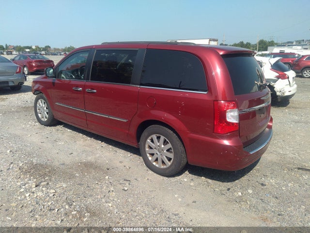 2C4RC1BG3GR138016 Chrysler Town & Country Touring