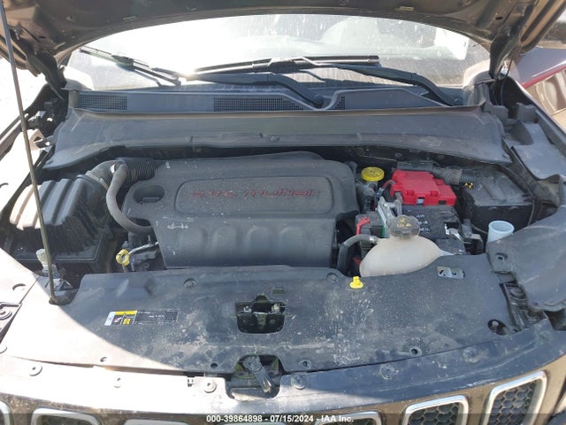 3C4NJDCB3KT748206 Jeep Compass Limited 4x4