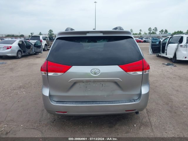 5TDYK3DC2ES413318 Toyota Sienna Xle V6 8 Passenger