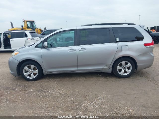 5TDYK3DC2ES413318 Toyota Sienna Xle V6 8 Passenger