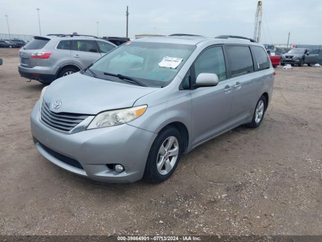 5TDYK3DC2ES413318 Toyota Sienna Xle V6 8 Passenger