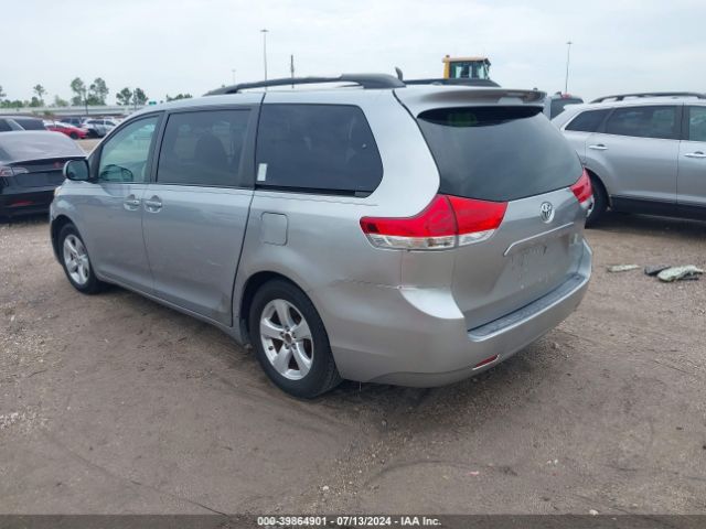 5TDYK3DC2ES413318 Toyota Sienna Xle V6 8 Passenger