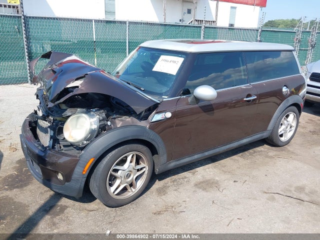 2008 MINI COOPER S CLUBMAN WMWMM33558TP88621 Photo 1