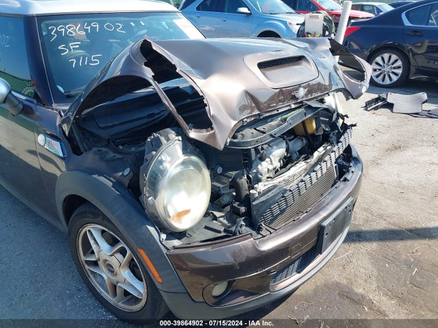 2008 MINI COOPER S CLUBMAN WMWMM33558TP88621 Photo 5