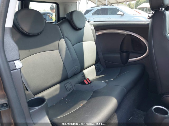 2008 MINI COOPER S CLUBMAN WMWMM33558TP88621 Photo 7