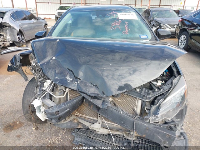 Toyota COROLLA LE 2018 5YFBURHE3JP817276 Image 10