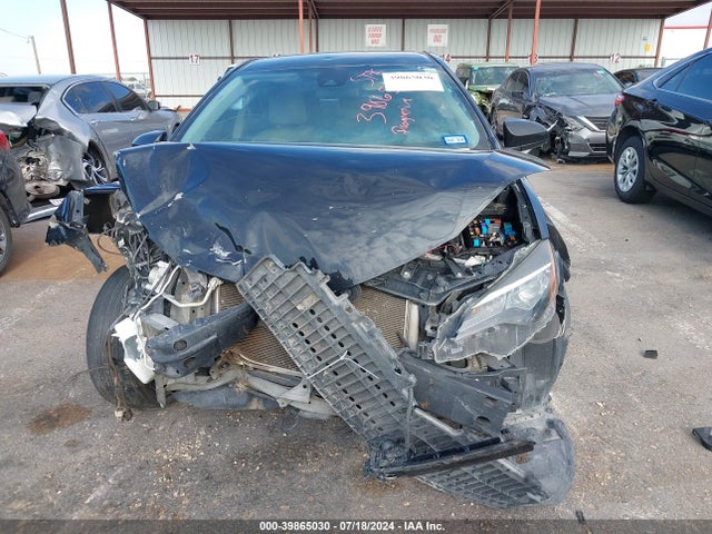 Toyota COROLLA LE 2018 5YFBURHE3JP817276 Image 12
