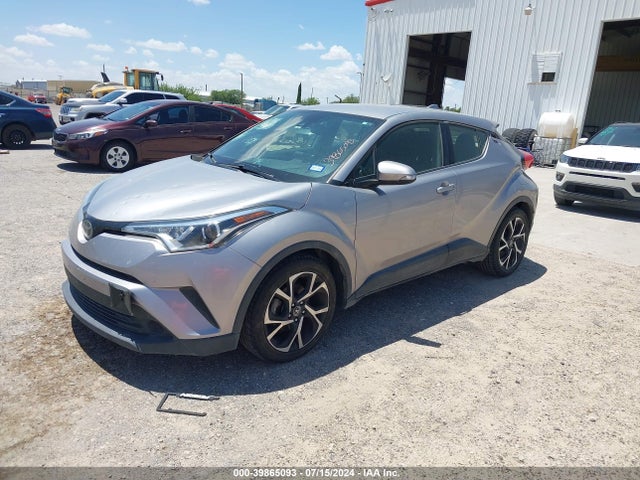Toyota C-HR XLE 2019 JTNKHMBX4K1012860 Image 2