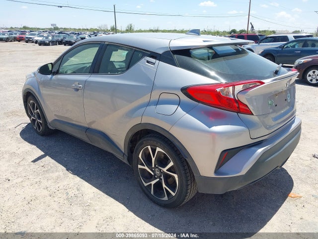 Toyota C-HR XLE 2019 JTNKHMBX4K1012860 Image 3