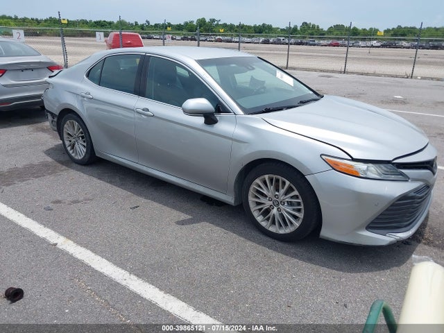 Toyota CAMRY XLE 2018 4T1B11HK1JU513846 main image