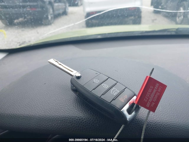 KIA SOUL + 2016 KNDJP3A5XG7820888 Image 11