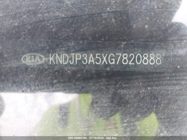 KIA SOUL + 2016 KNDJP3A5XG7820888 Image 9