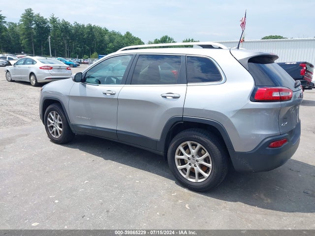 1C4PJMCB7HW565838 Jeep Cherokee Latitude 4x4
