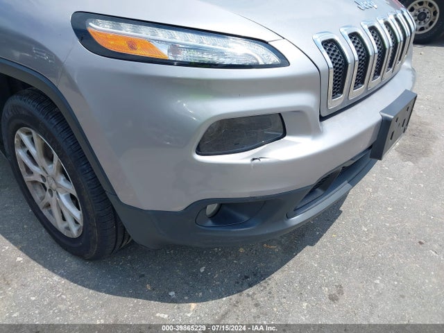 1C4PJMCB7HW565838 Jeep Cherokee Latitude 4x4