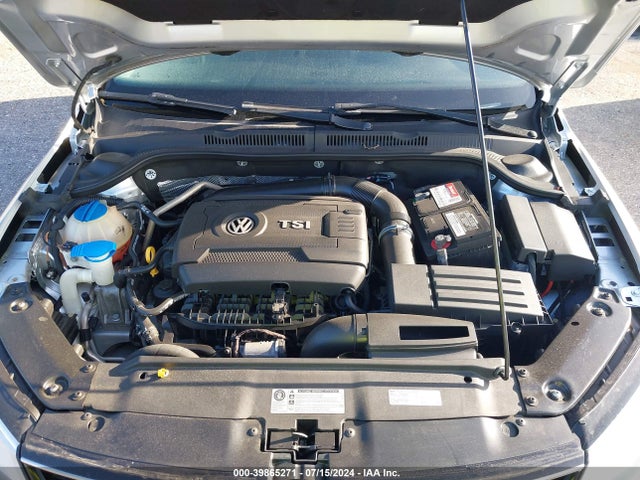 3VWL07AJ2GM224632 Volkswagen Jetta 1.8t Sel