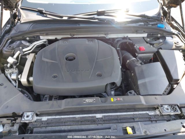7JR102FK7KG013073 Volvo S60 T5 Momentum