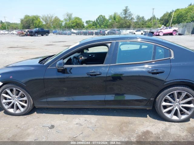 7JR102FK7KG013073 Volvo S60 T5 Momentum