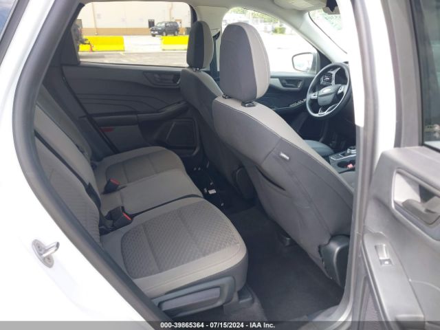1FMCU0G65NUA48827 Ford ESCAPE SE