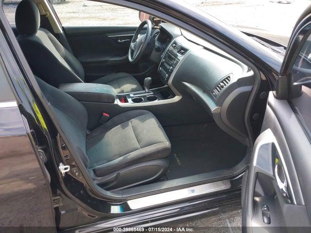 Nissan Altima 2.5 S 2014 1N4AL3APXEC123373 Image 5