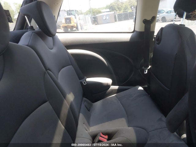 2012 MINI COOPER WMWSU3C51CT542262 Photo 7