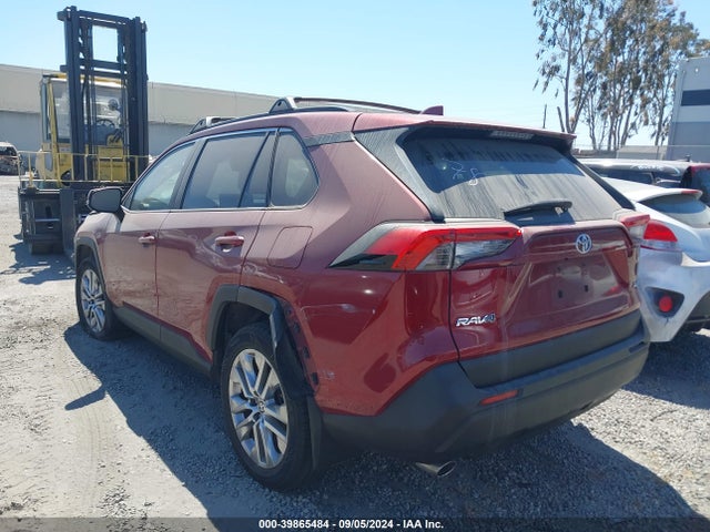 Toyota Rav4 Xle Premium 2021 JTMC1RFV7MD073754 Image 3