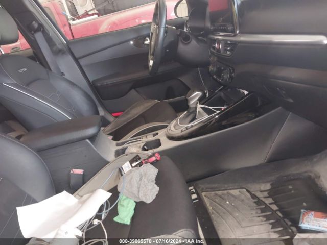 3KPF54AD6PE658587 KIA Forte Gt-line