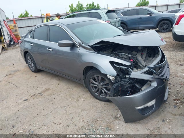 2015 1N4AL3AP4FC469808 main image