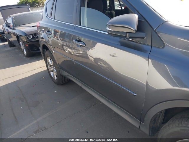 Toyota Rav4 Xle 2015 JTMWFREV4FD066165 Image 13