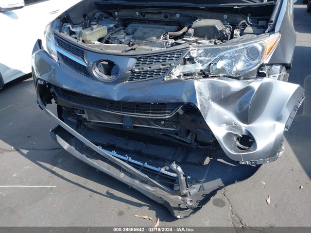 Toyota Rav4 Xle 2015 JTMWFREV4FD066165 Image 6