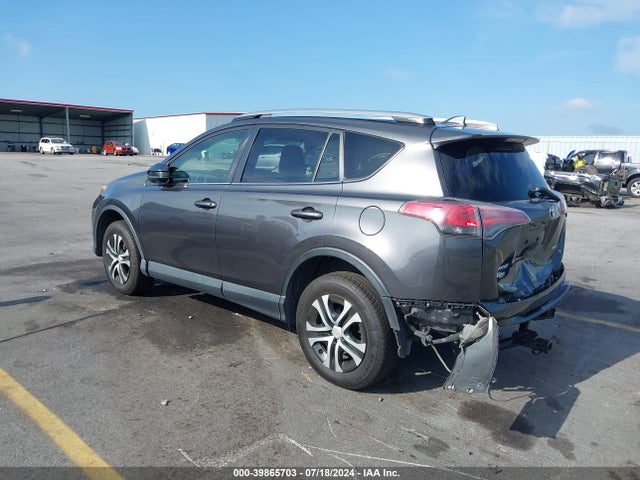 Toyota RAV4 LE 2018 JTMZFREV6JJ751873 Image 3