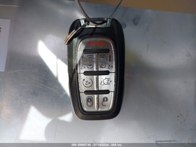 2C4RC1FG0JR279854 Chrysler Pacifica Touring Plus