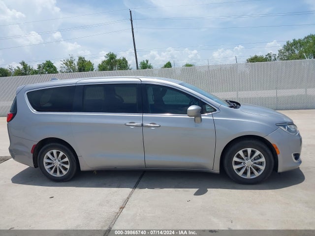 Chrysler Pacifica Touring Plus 2018 2C4RC1FG0JR279854 Image 13